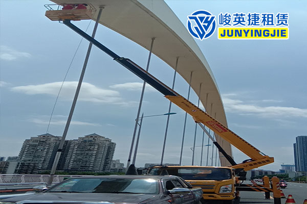 柳州桥梁检测施工现场